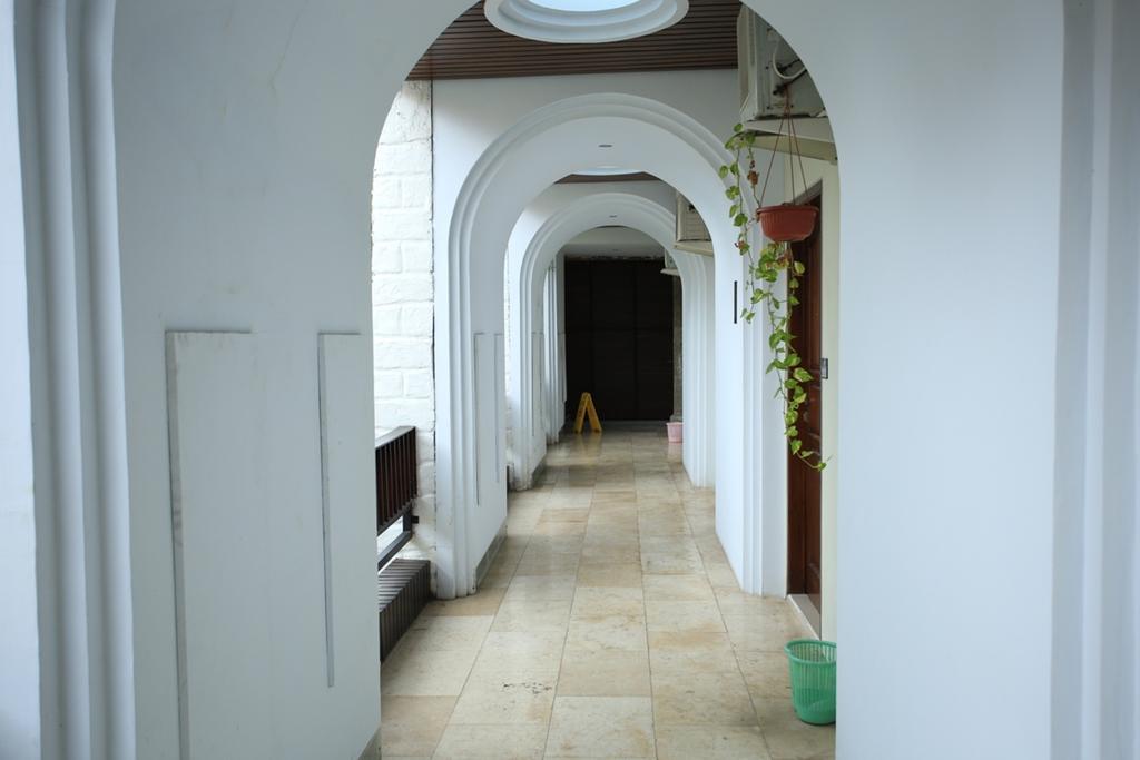 Hotel Reddoorz @ Padma Utara Legian Esterno foto
